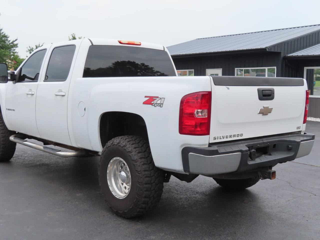 Chevrolet Silverado 2500HD 4WD Crew Cab 153" LTZ 2008