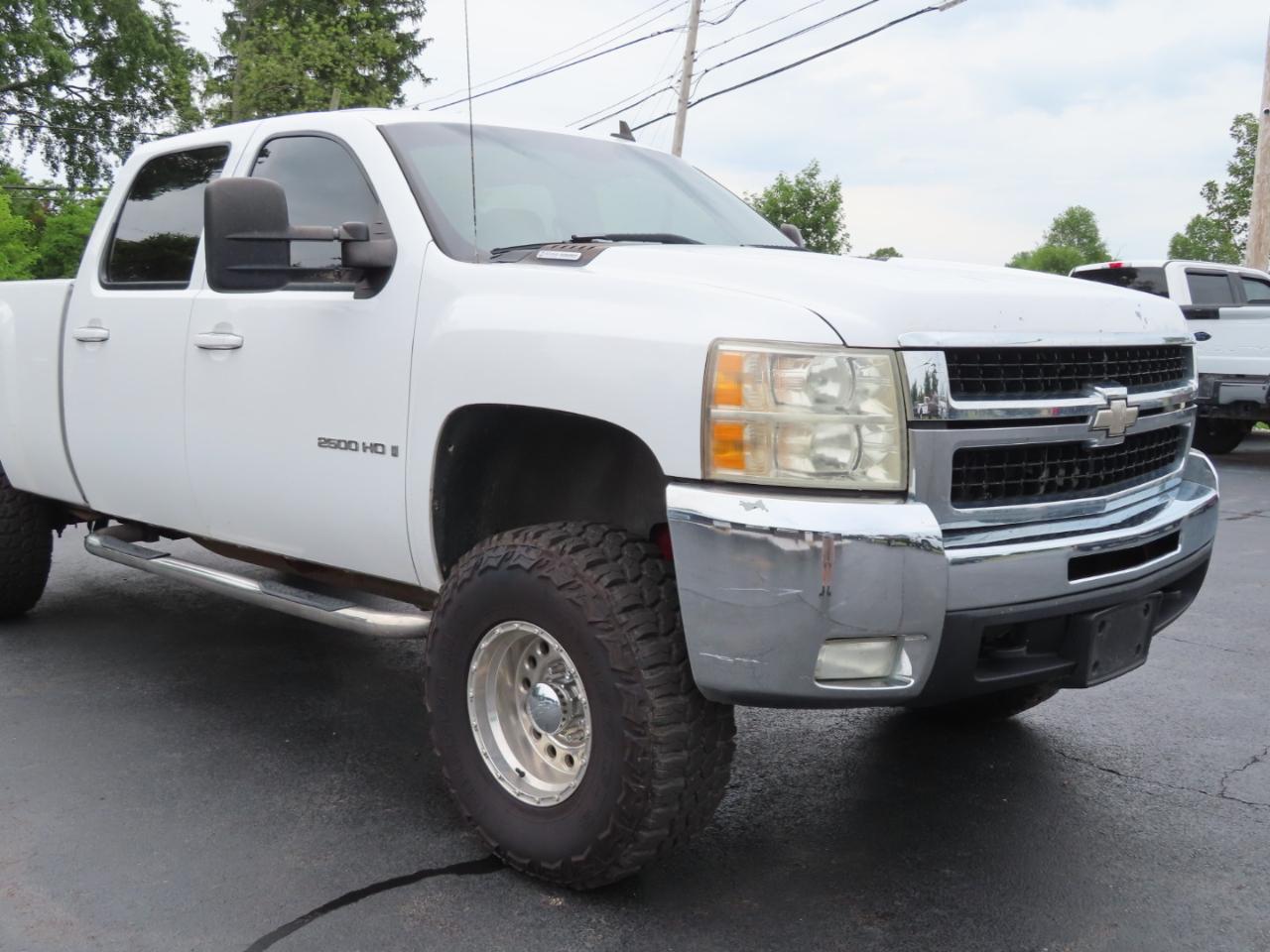 Chevrolet Silverado 2500HD 4WD Crew Cab 153" LTZ 2008