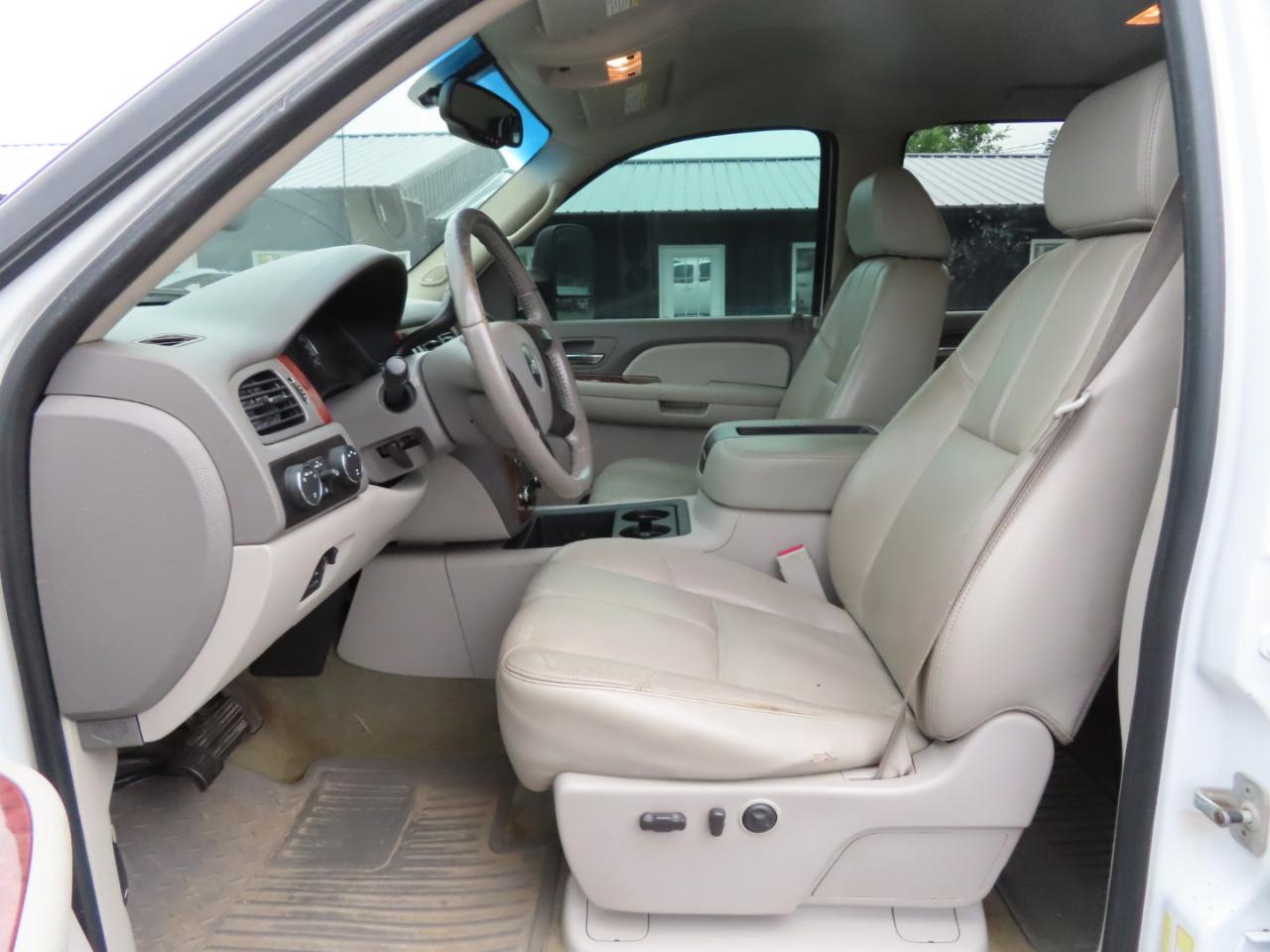 Chevrolet Silverado 2500HD 4WD Crew Cab 153" LTZ 2008