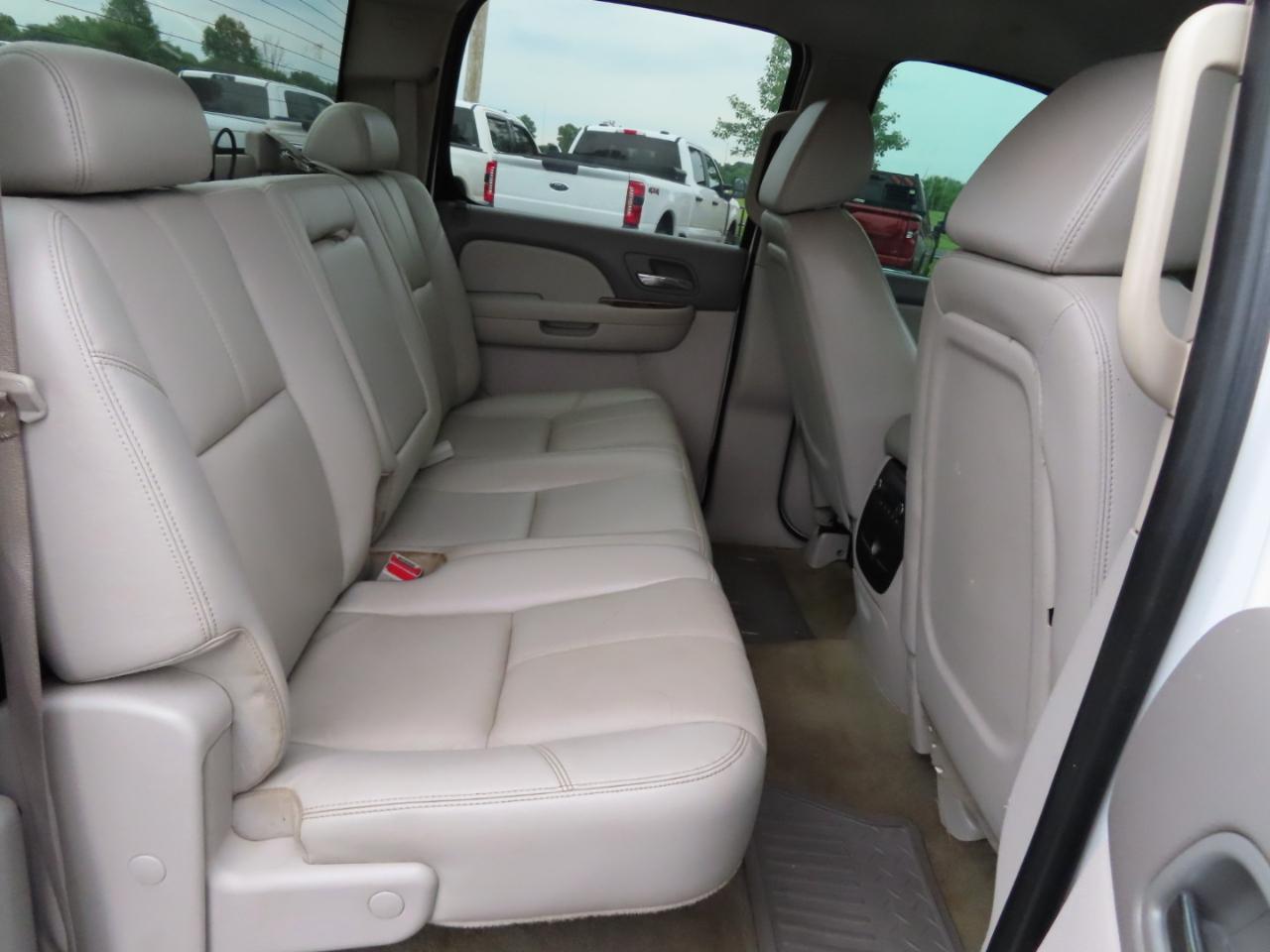 Chevrolet Silverado 2500HD 4WD Crew Cab 153" LTZ 2008
