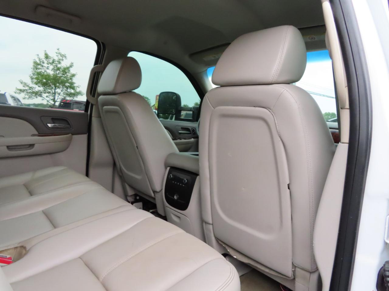 Chevrolet Silverado 2500HD 4WD Crew Cab 153" LTZ 2008