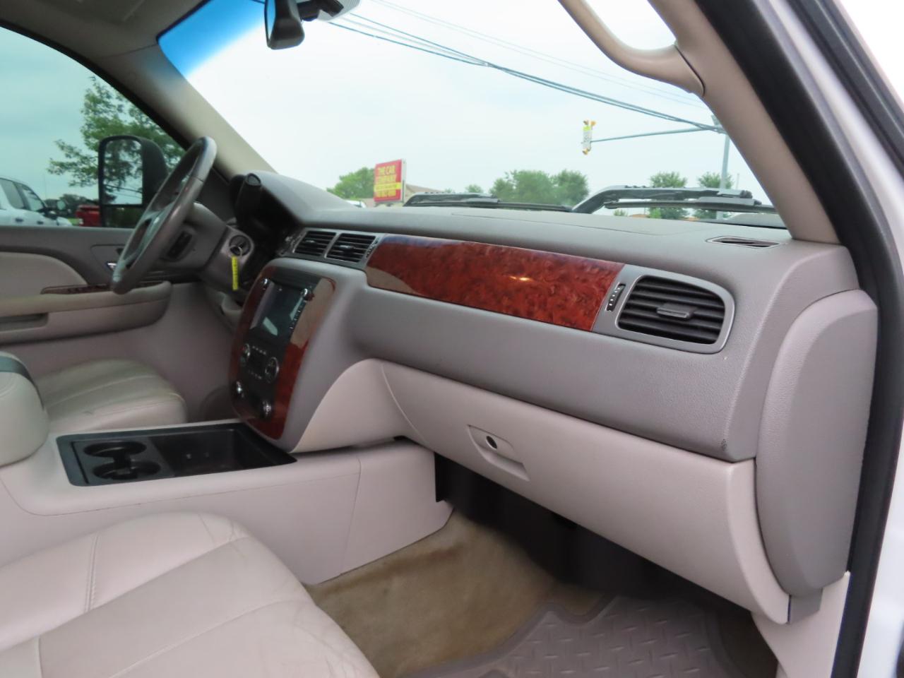 Chevrolet Silverado 2500HD 4WD Crew Cab 153" LTZ 2008