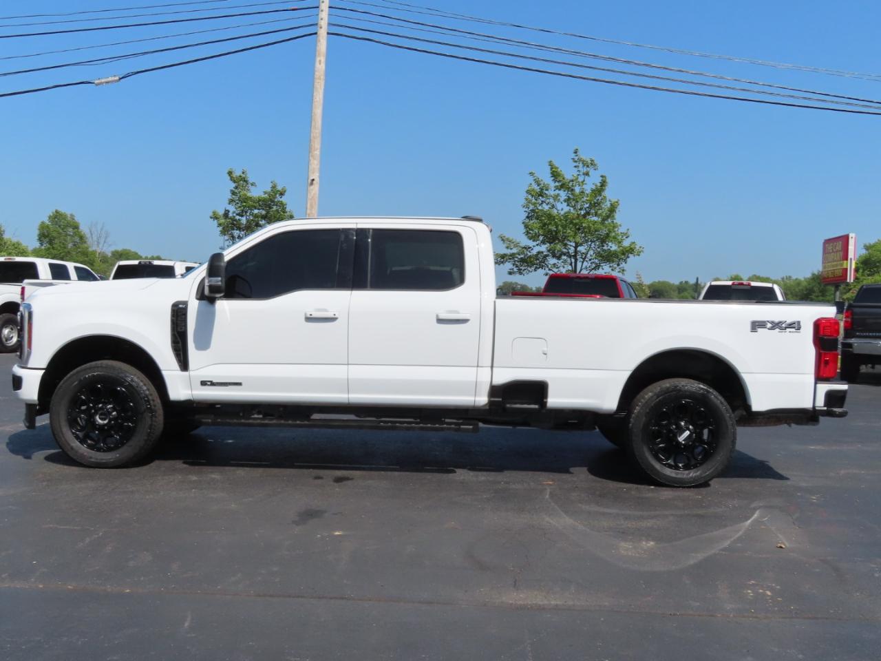 Ford Super Duty F-250 SRW XLT 4WD Crew Cab 8' Box 2025
