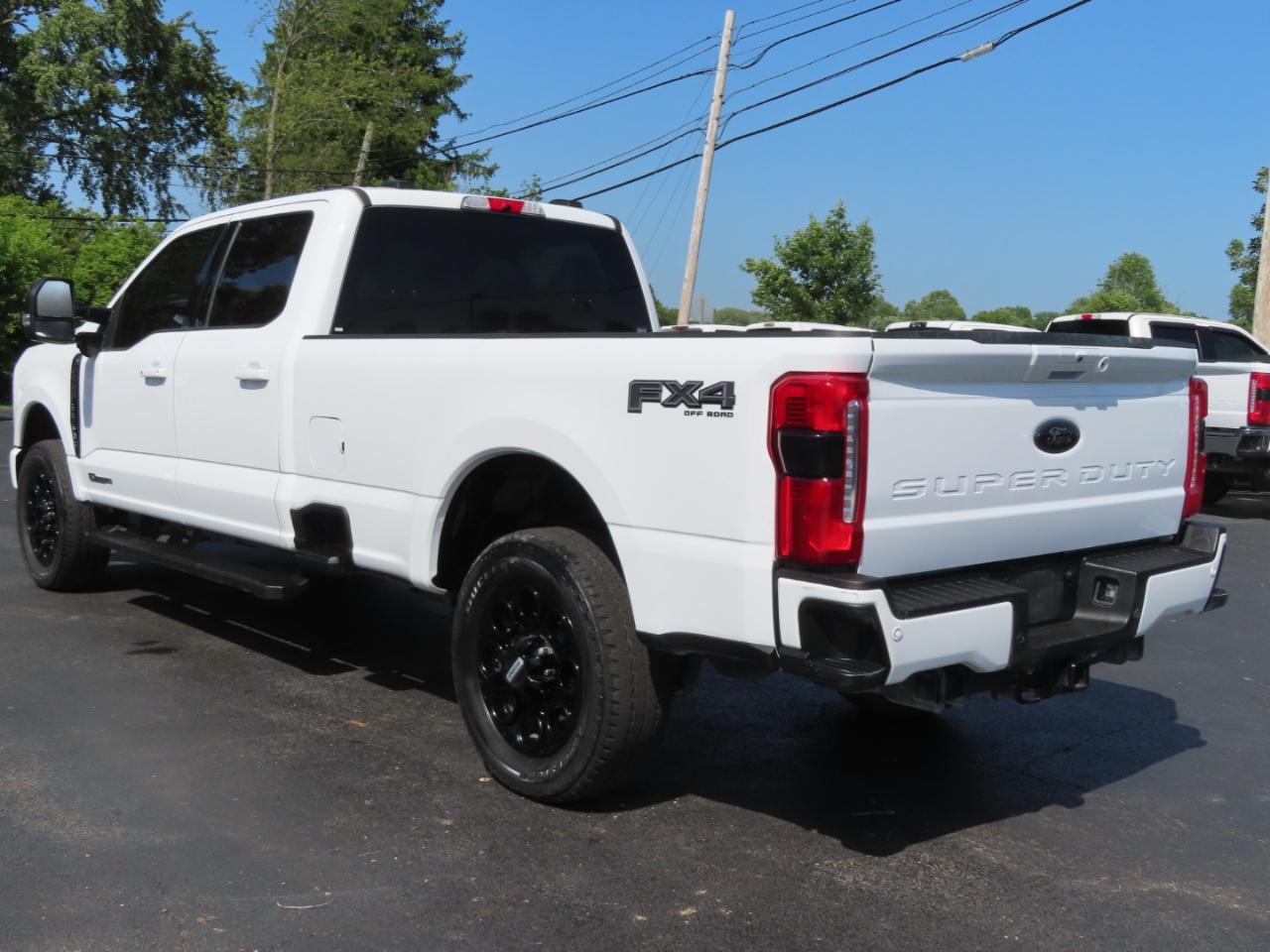 Ford Super Duty F-250 SRW XLT 4WD Crew Cab 8' Box 2025