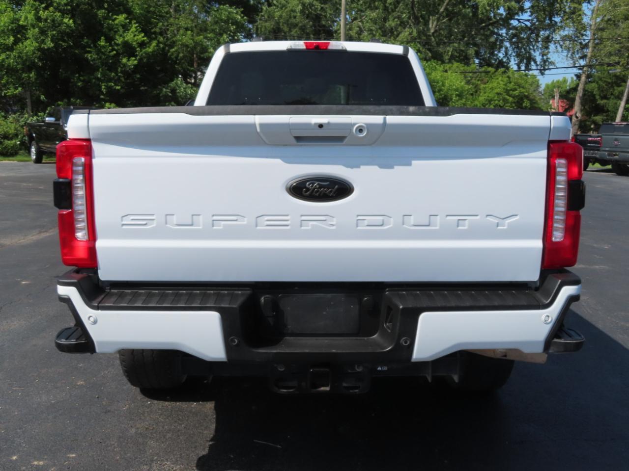 Ford Super Duty F-250 SRW XLT 4WD Crew Cab 8' Box 2025