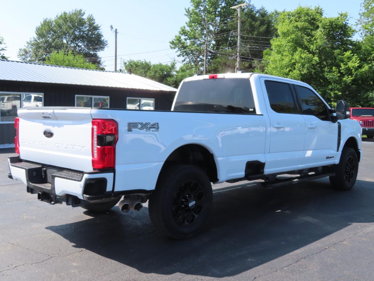 Ford Super Duty F-250 SRW XLT 4WD Crew Cab 8' Box 2025