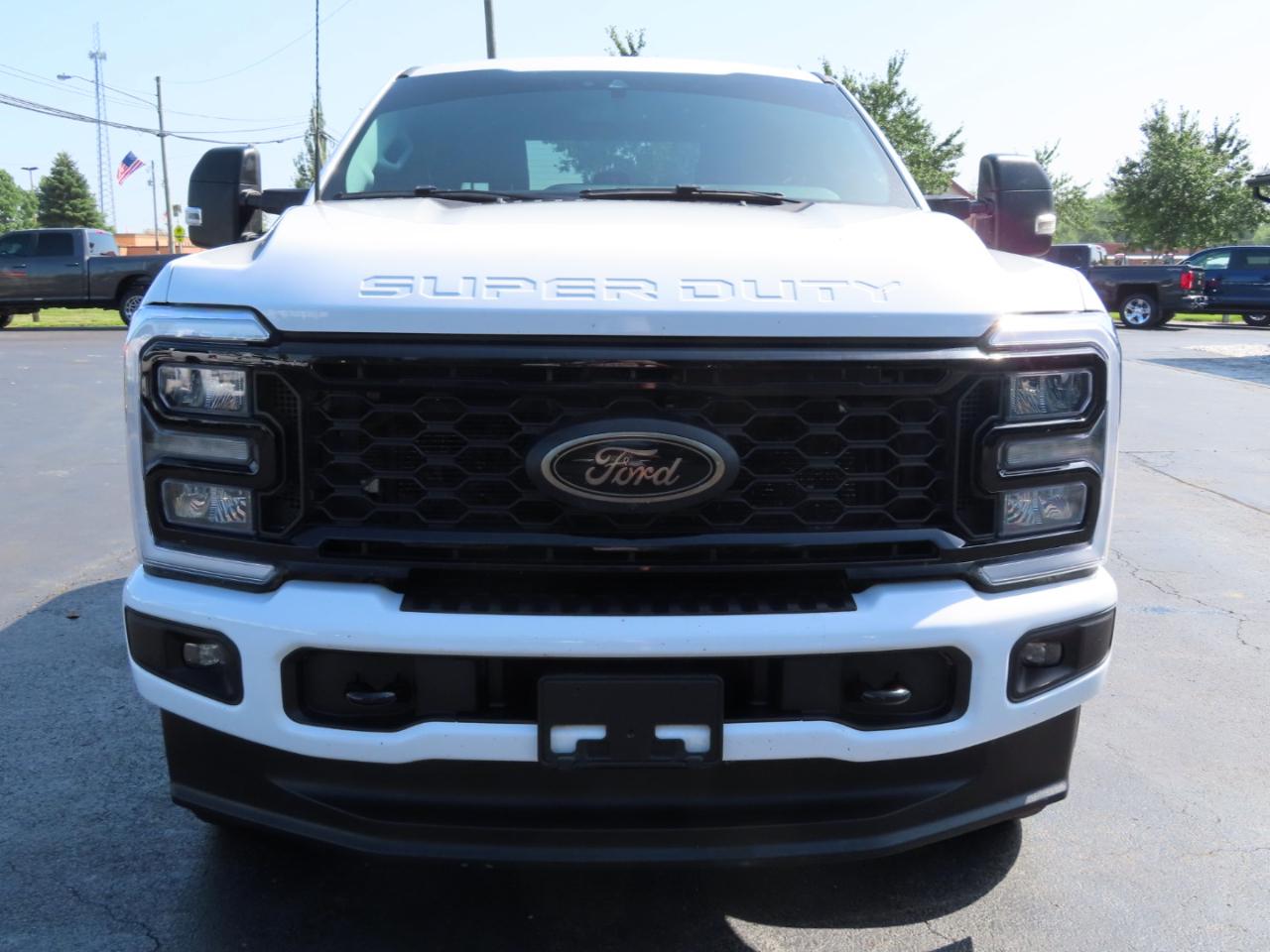 Ford Super Duty F-250 SRW XLT 4WD Crew Cab 8' Box 2025