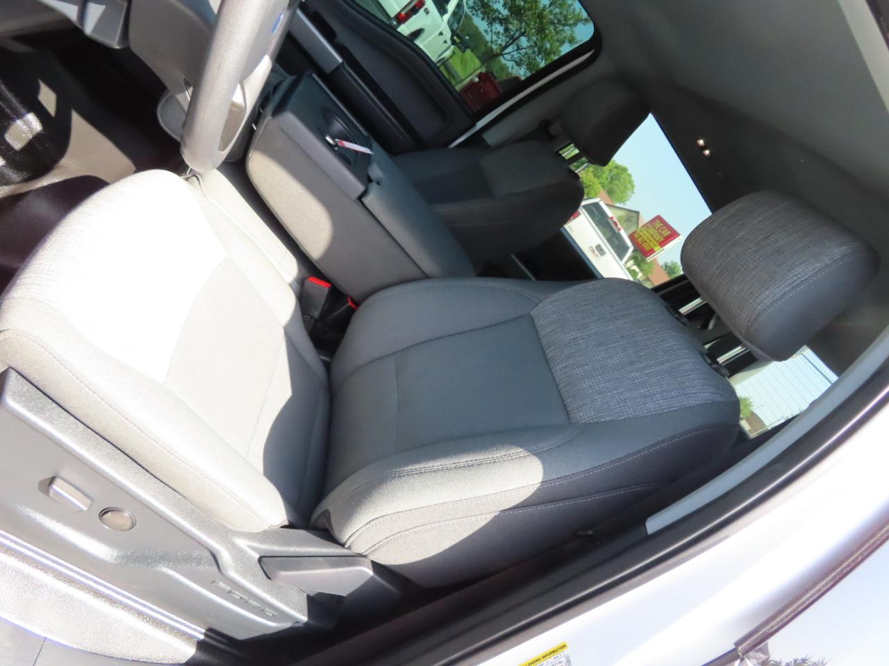 Ford Super Duty F-250 SRW XLT 4WD Crew Cab 8' Box 2025
