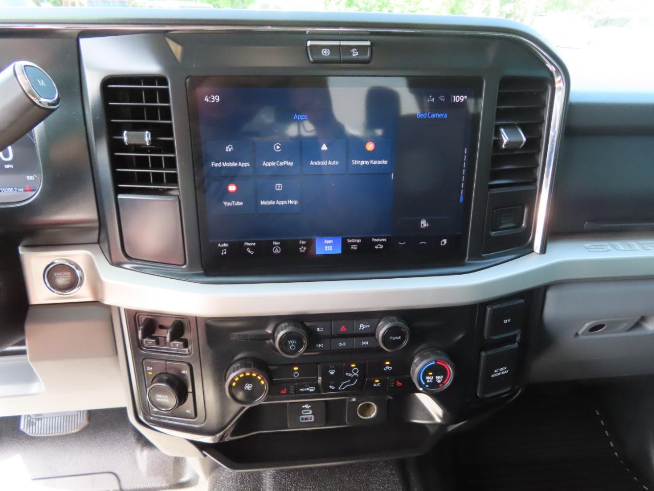 Ford Super Duty F-250 SRW XLT 4WD Crew Cab 8' Box 2025