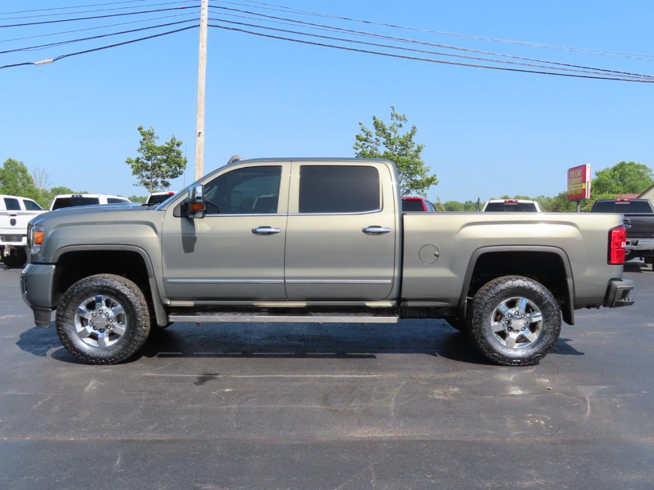 GMC Sierra 3500HD 4WD Crew Cab 153.7" Denali 2018