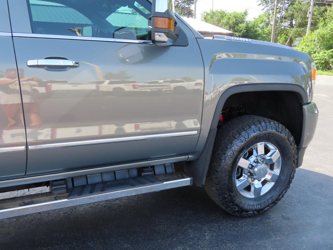 GMC Sierra 3500HD 4WD Crew Cab 153.7" Denali 2018
