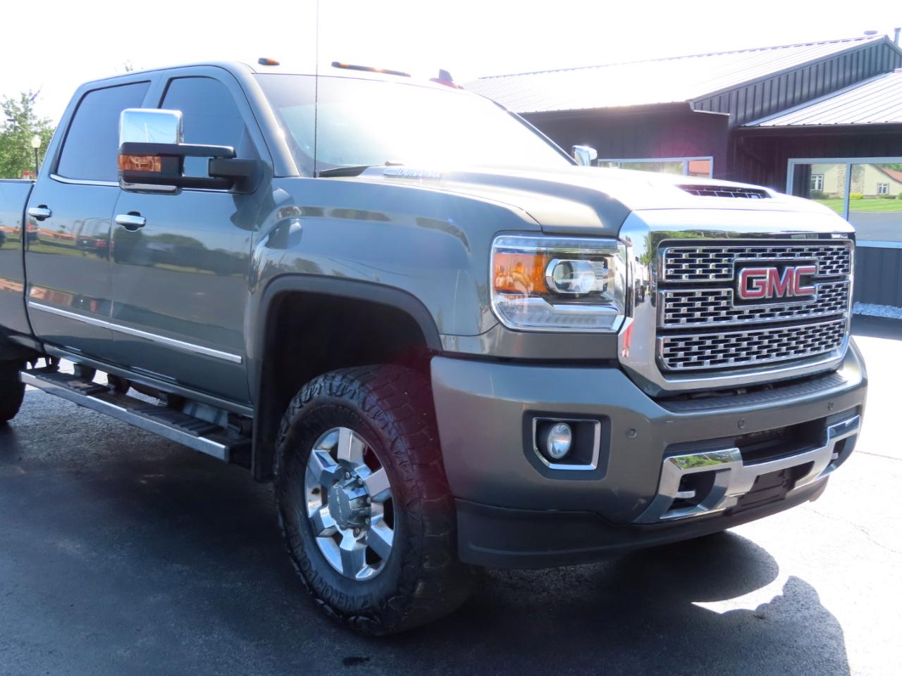 GMC Sierra 3500HD 4WD Crew Cab 153.7" Denali 2018