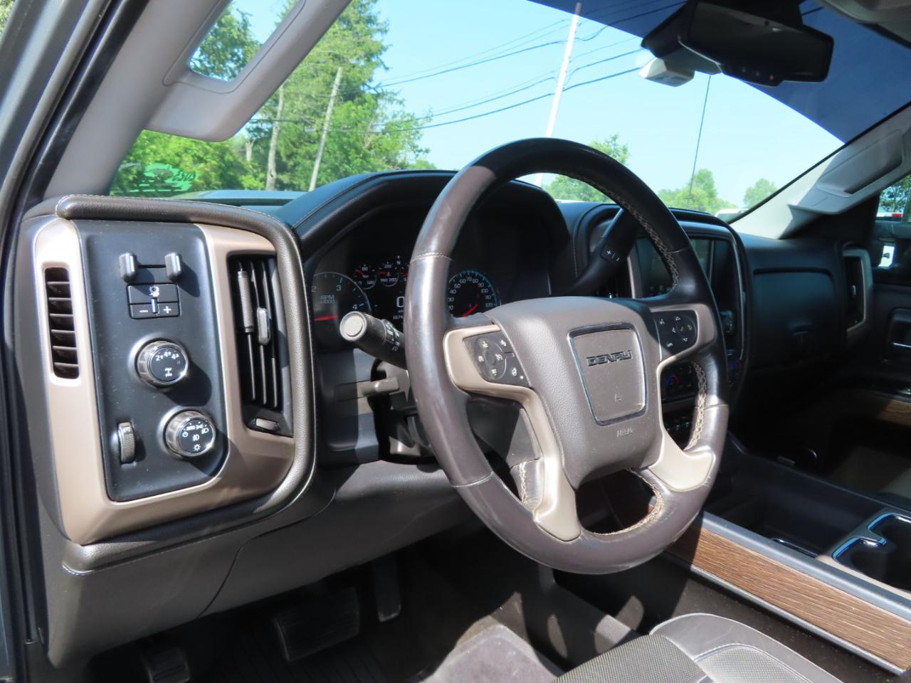 GMC Sierra 3500HD 4WD Crew Cab 153.7" Denali 2018