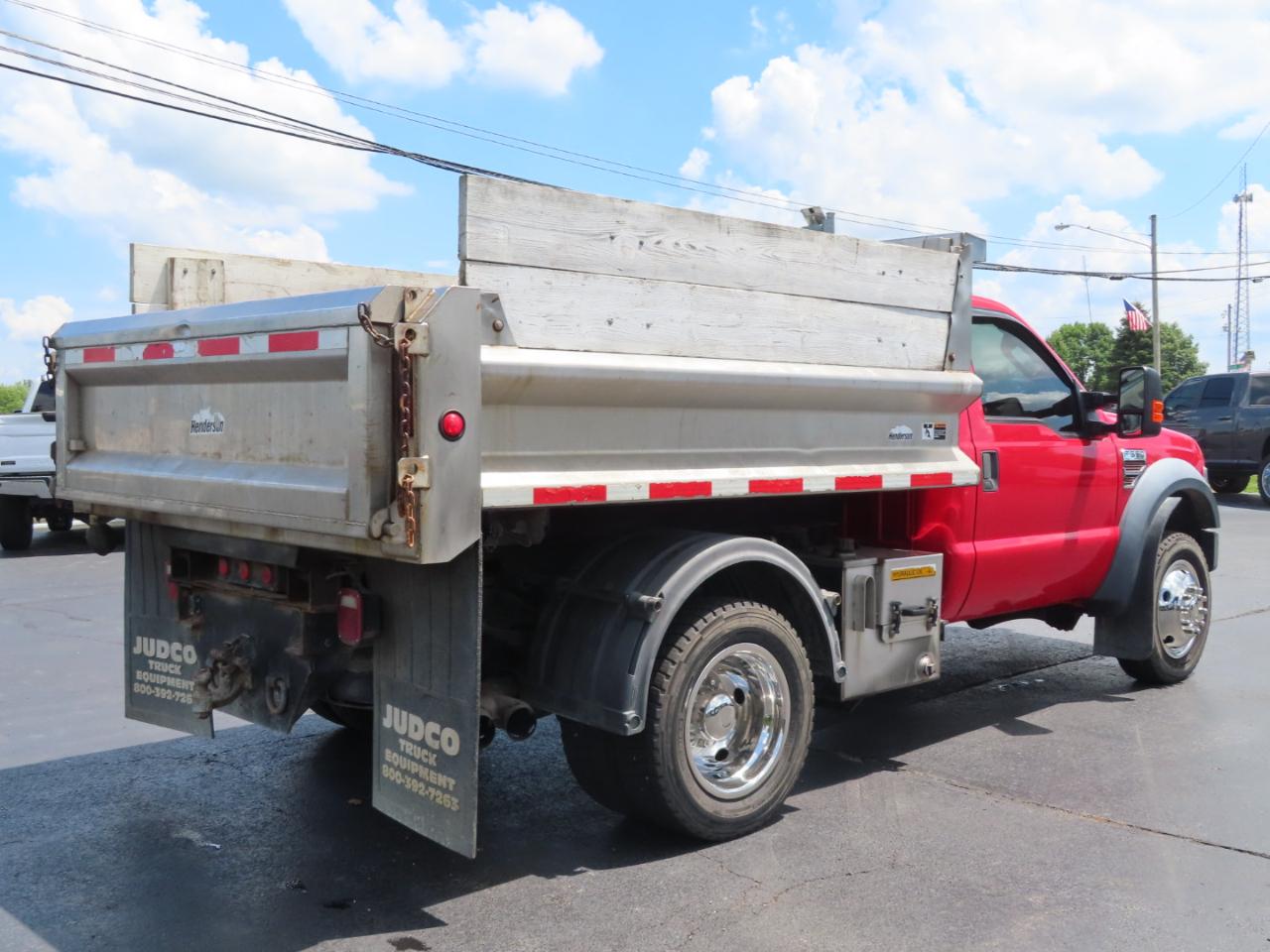 Ford Super Duty F-550 DRW 4WD Reg Cab 141" WB 60" CA XLT 2010