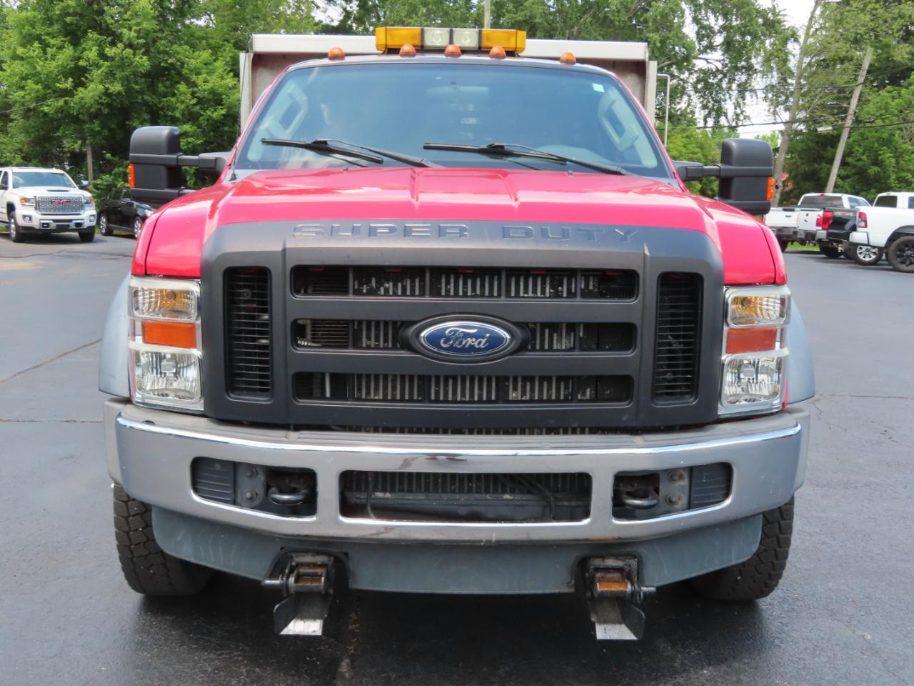 Ford Super Duty F-550 DRW 4WD Reg Cab 141" WB 60" CA XLT 2010