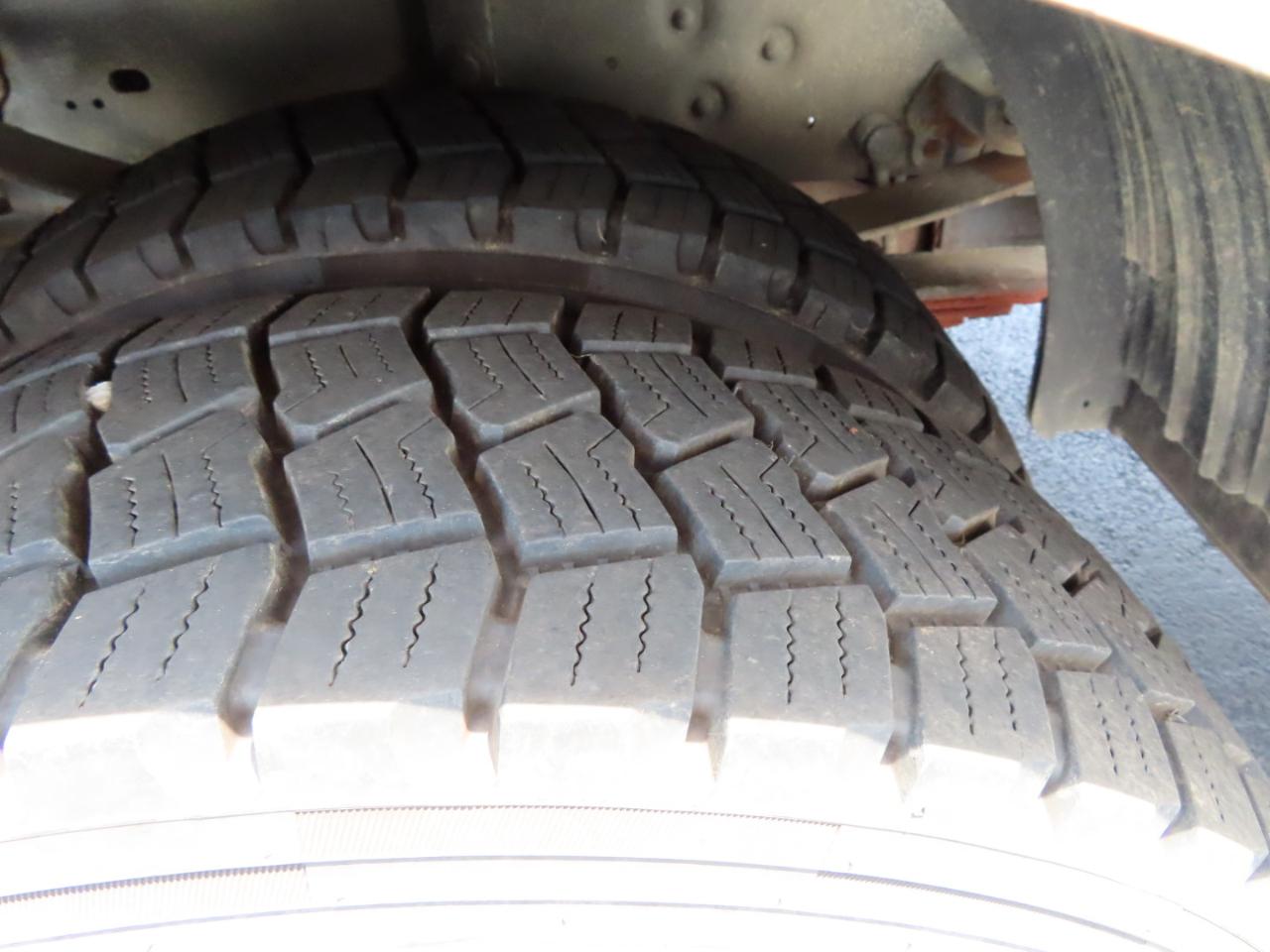 Ford Super Duty F-550 DRW 4WD Reg Cab 141" WB 60" CA XLT 2010