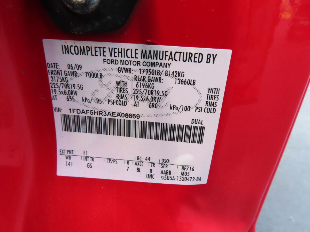 Ford Super Duty F-550 DRW 4WD Reg Cab 141" WB 60" CA XLT 2010