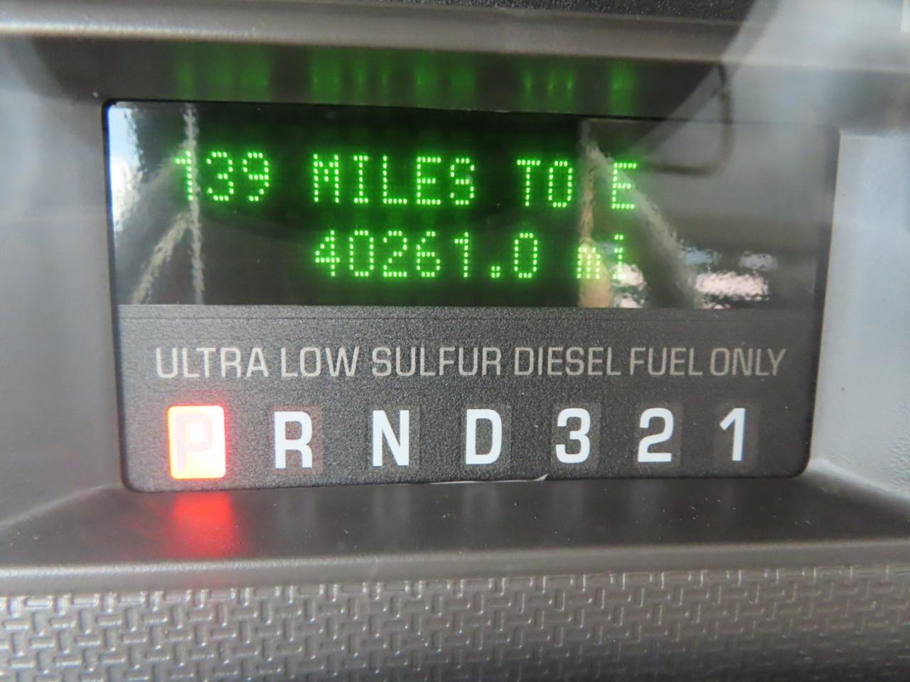Ford Super Duty F-550 DRW 4WD Reg Cab 141" WB 60" CA XLT 2010