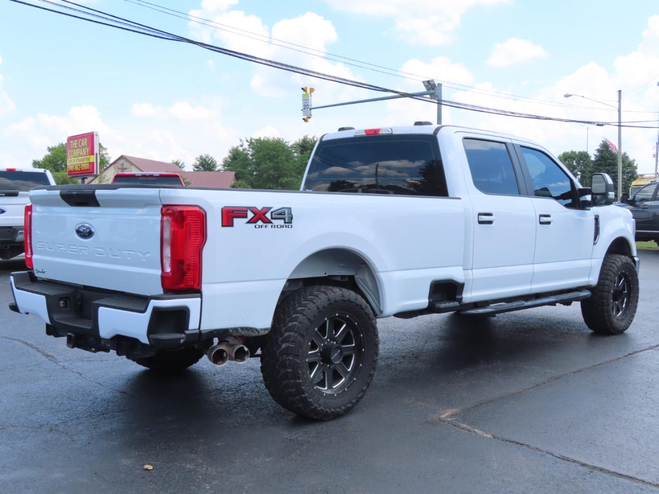 Ford Super Duty F-250 SRW XL 4WD Crew Cab 8' Box 2022