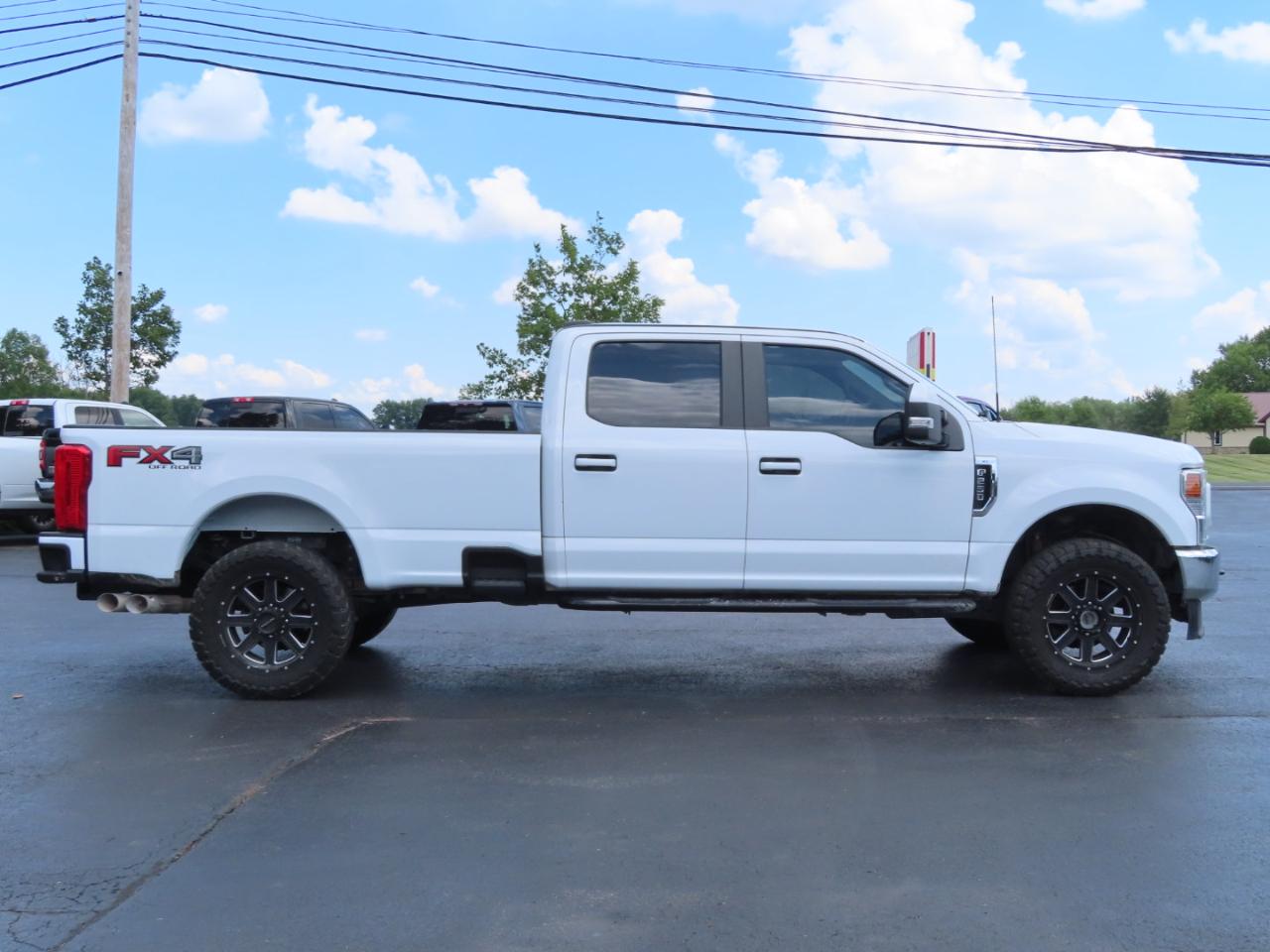 Ford Super Duty F-250 SRW XL 4WD Crew Cab 8' Box 2022