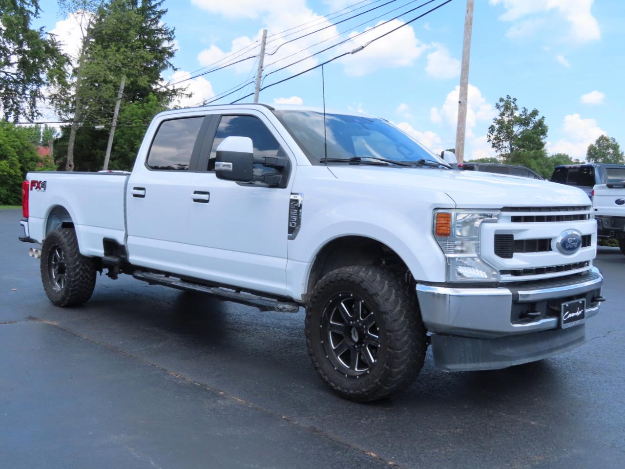 Ford Super Duty F-250 SRW XL 4WD Crew Cab 8' Box 2022