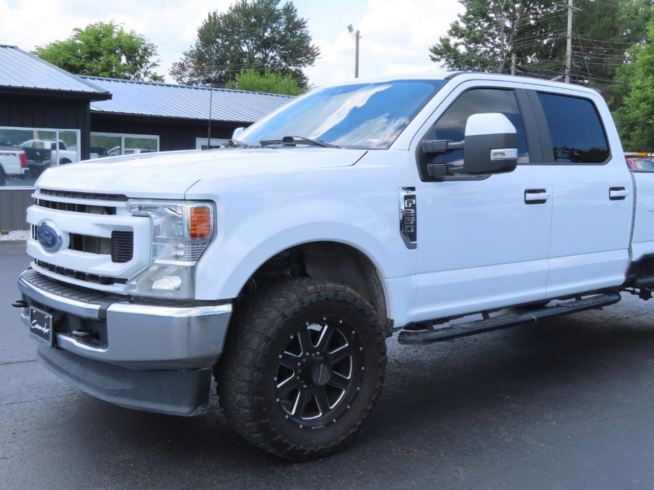 Ford Super Duty F-250 SRW XL 4WD Crew Cab 8' Box 2022