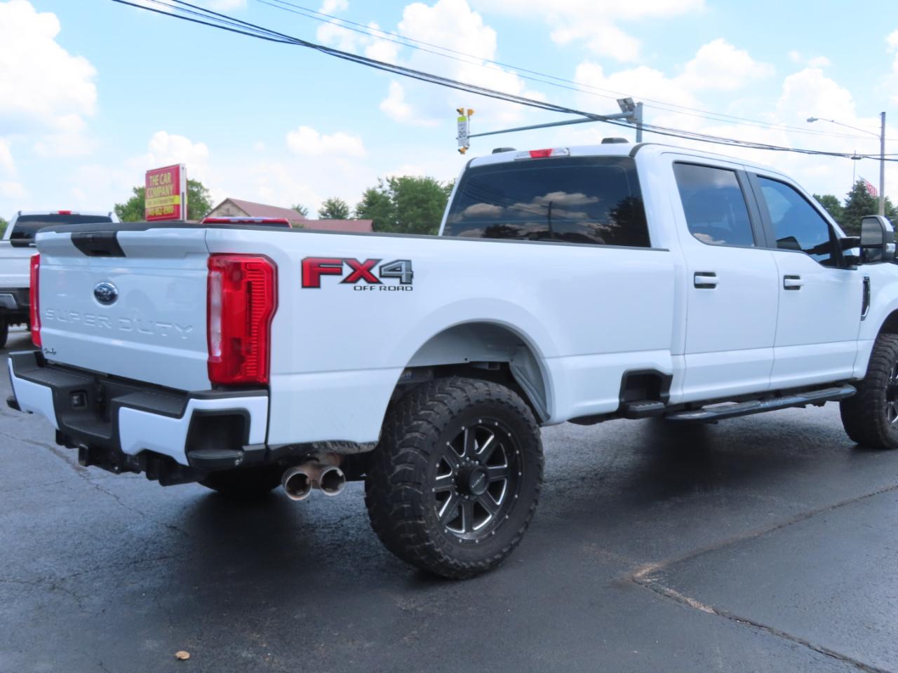 Ford Super Duty F-250 SRW XL 4WD Crew Cab 8' Box 2022