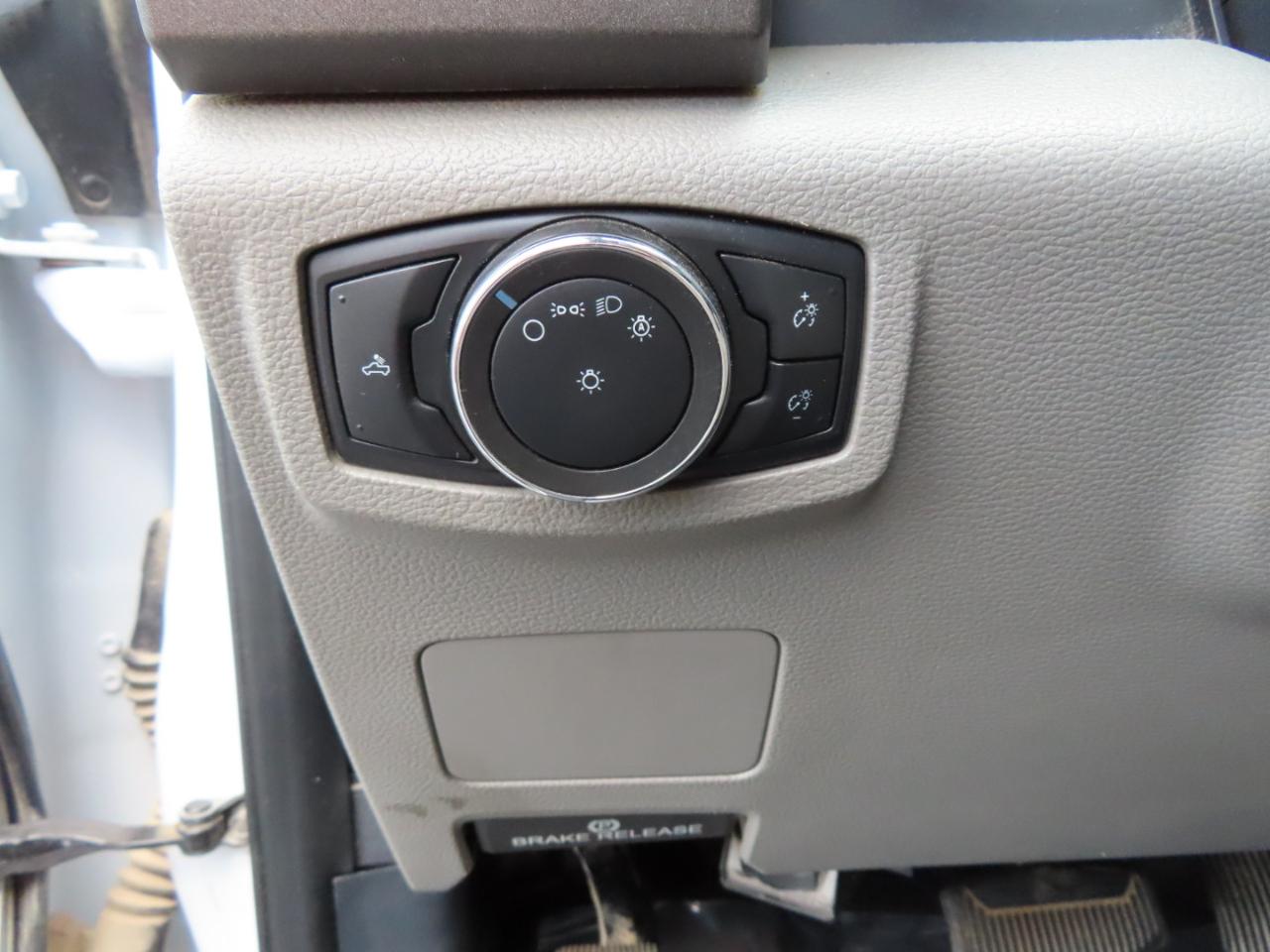 Ford Super Duty F-250 SRW XL 4WD Crew Cab 8' Box 2022