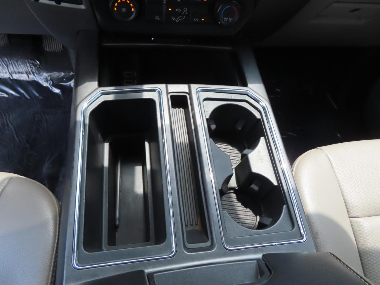 Ford Super Duty F-250 SRW XL 4WD Crew Cab 8' Box 2022