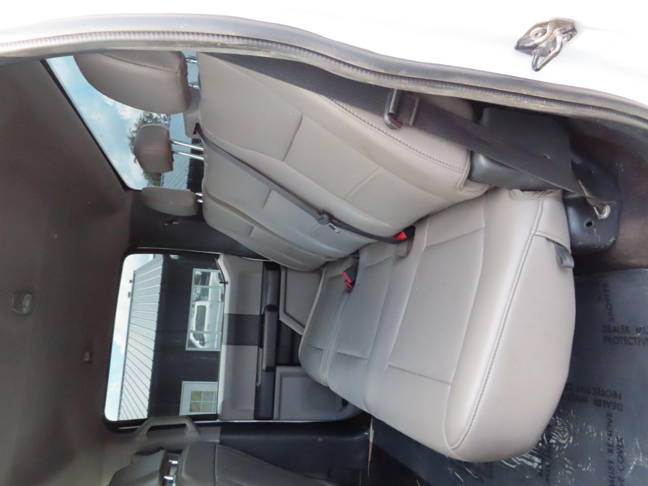 Ford Super Duty F-250 SRW XL 4WD Crew Cab 8' Box 2022