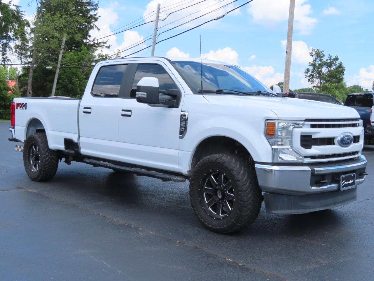 Ford Super Duty F-250 SRW XL 4WD Crew Cab 8' Box 2022