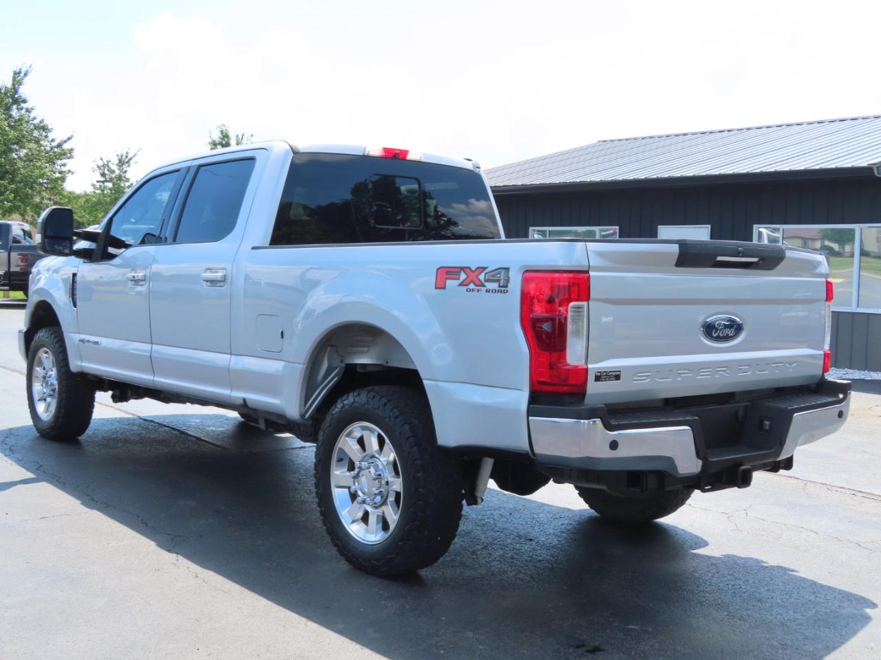 Ford Super Duty F-250 SRW Lariat 4WD Crew Cab 6.75' Box 2017