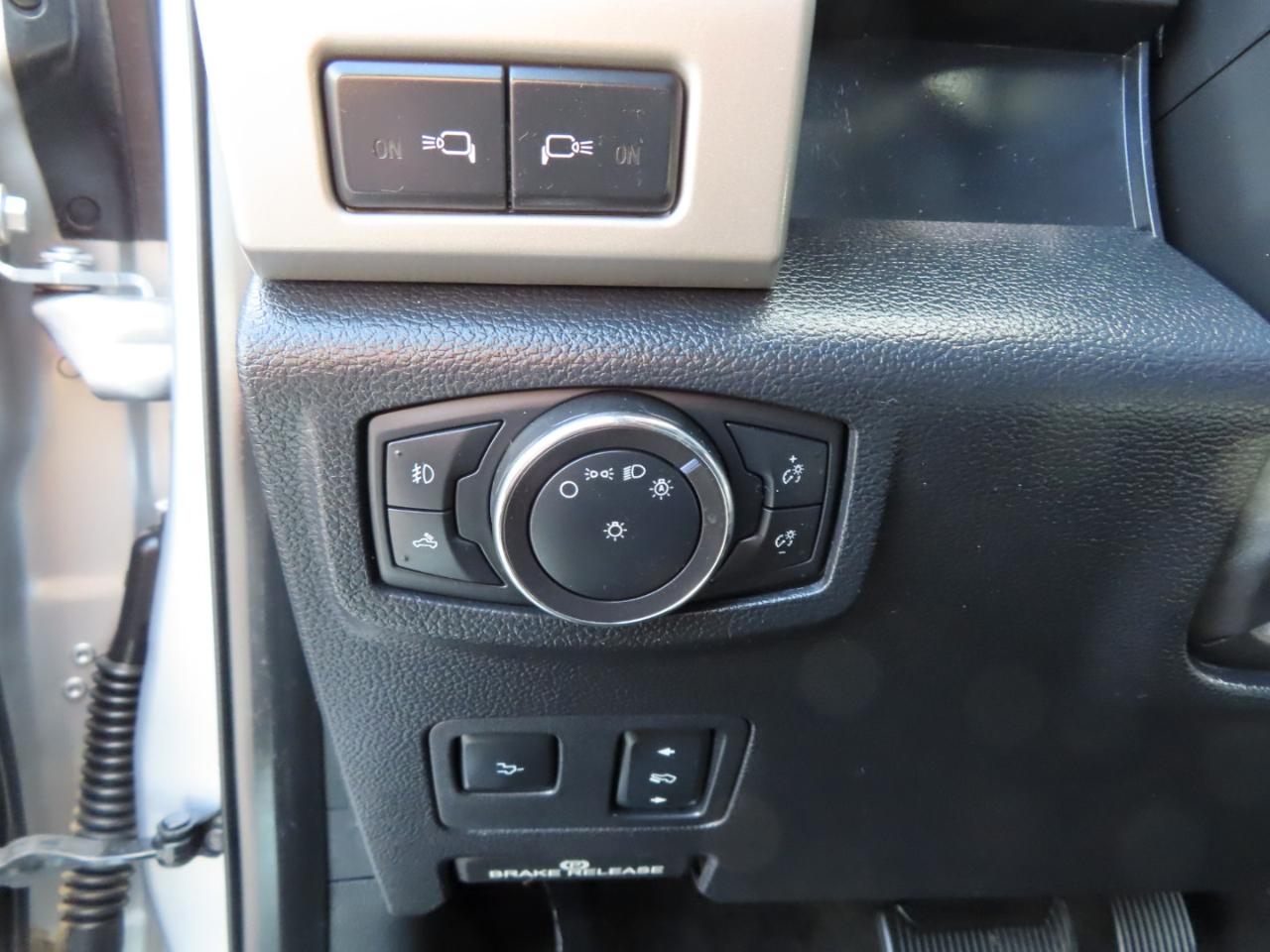 Ford Super Duty F-250 SRW Lariat 4WD Crew Cab 6.75' Box 2017