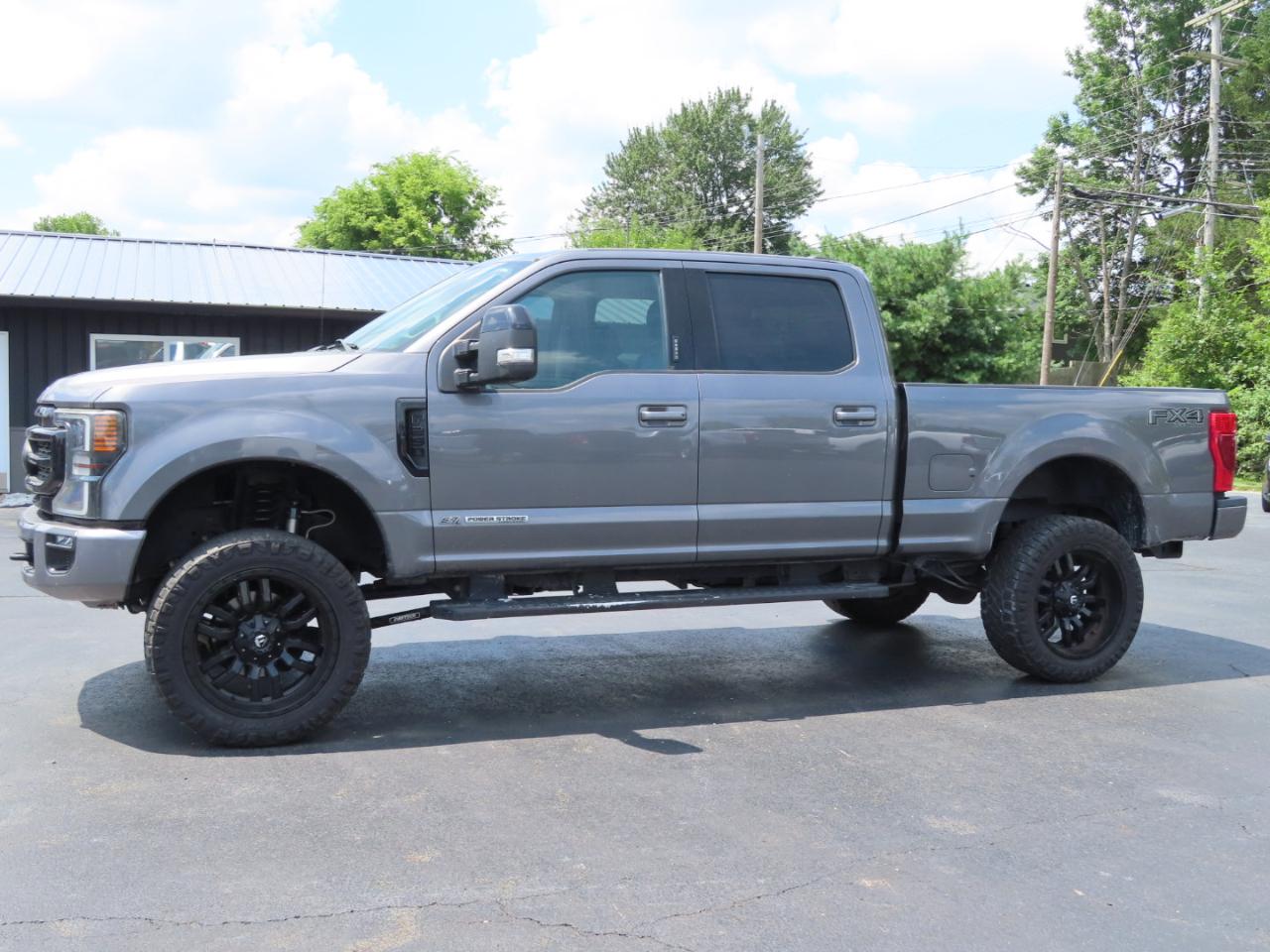 Ford Super Duty F-250 SRW Lariat 4WD Crew Cab 8' Box 2021