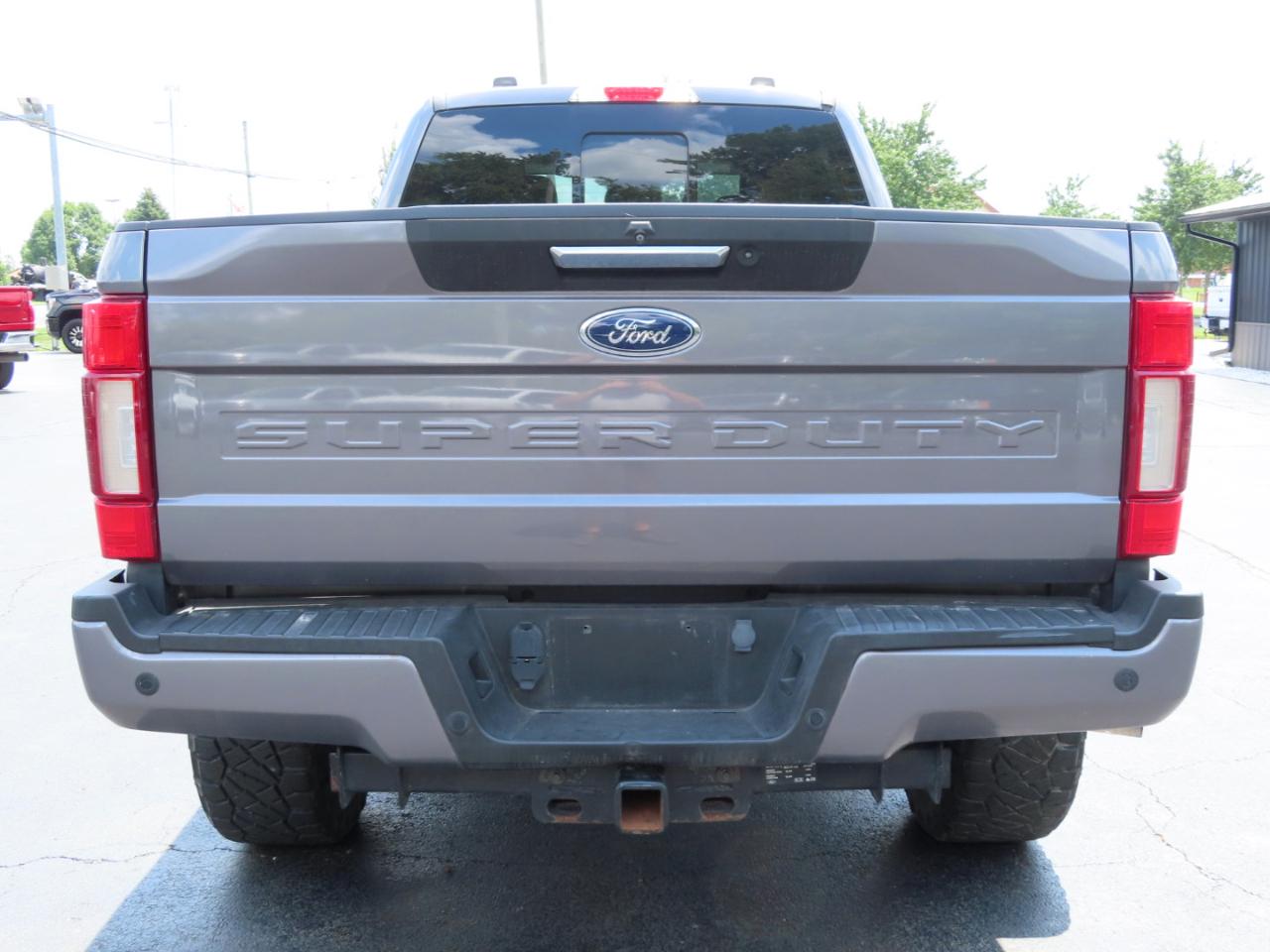 Ford Super Duty F-250 SRW Lariat 4WD Crew Cab 8' Box 2021
