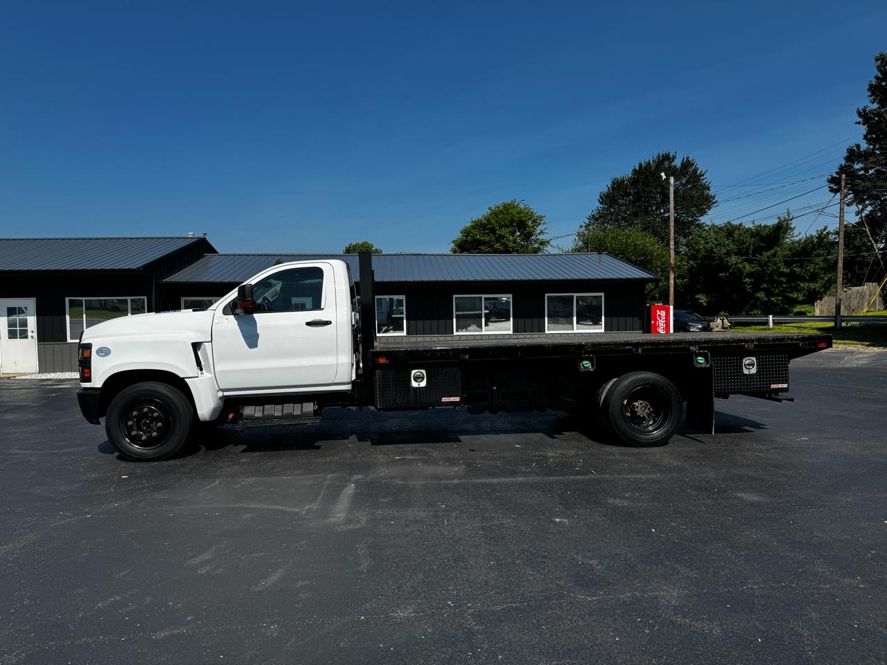 Chevrolet Silverado MD 2WD Reg Cab Work Truck 2022