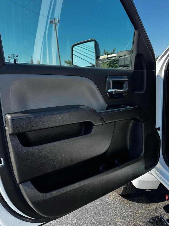 Chevrolet Silverado MD 2WD Reg Cab Work Truck 2022
