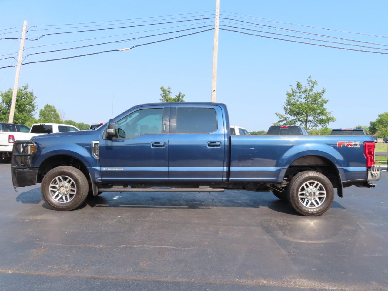 Ford Super Duty F-250 SRW Lariat 4WD Crew Cab 8' Box 2019