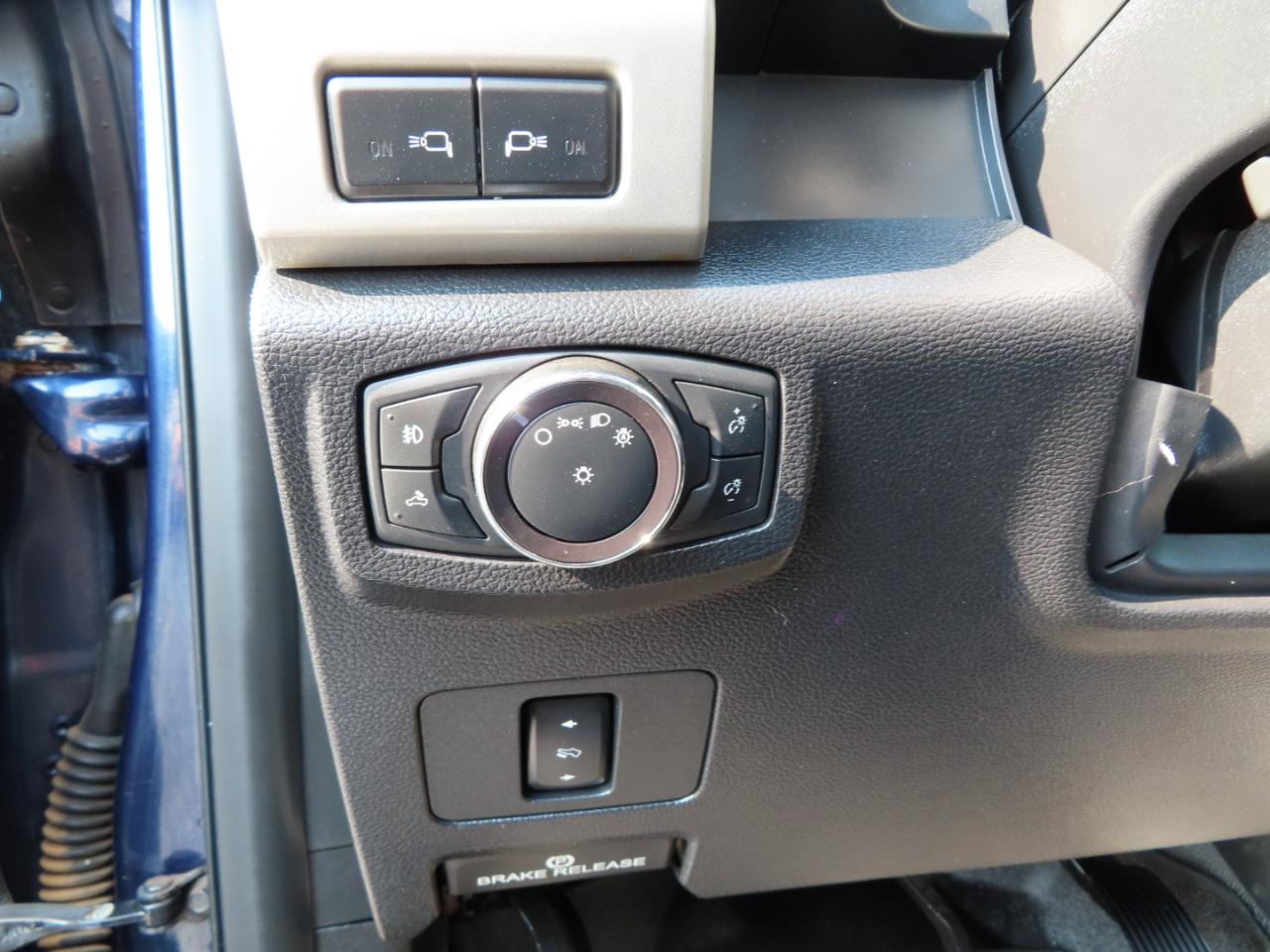 Ford Super Duty F-250 SRW Lariat 4WD Crew Cab 8' Box 2019