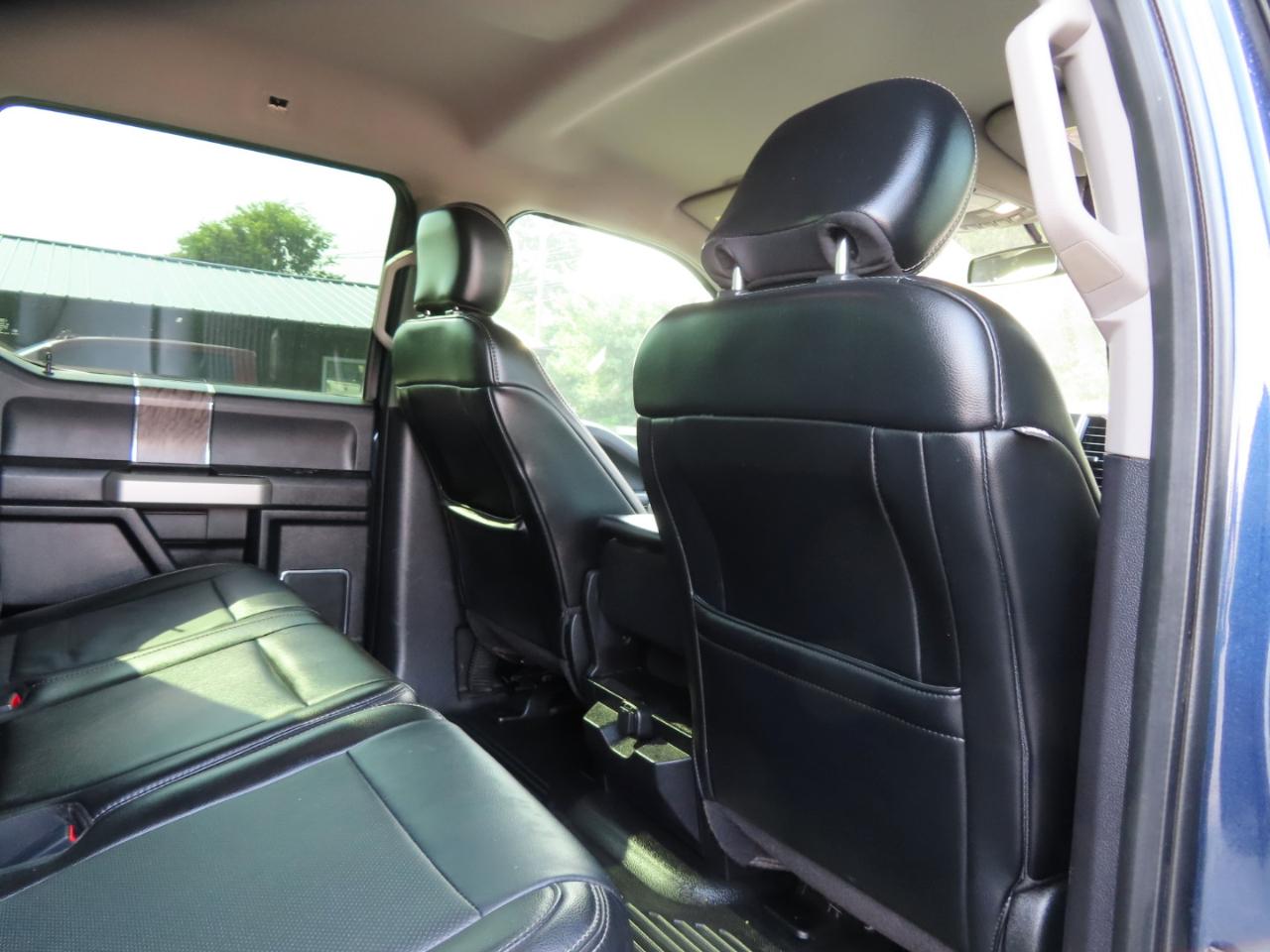 Ford Super Duty F-250 SRW Lariat 4WD Crew Cab 8' Box 2019