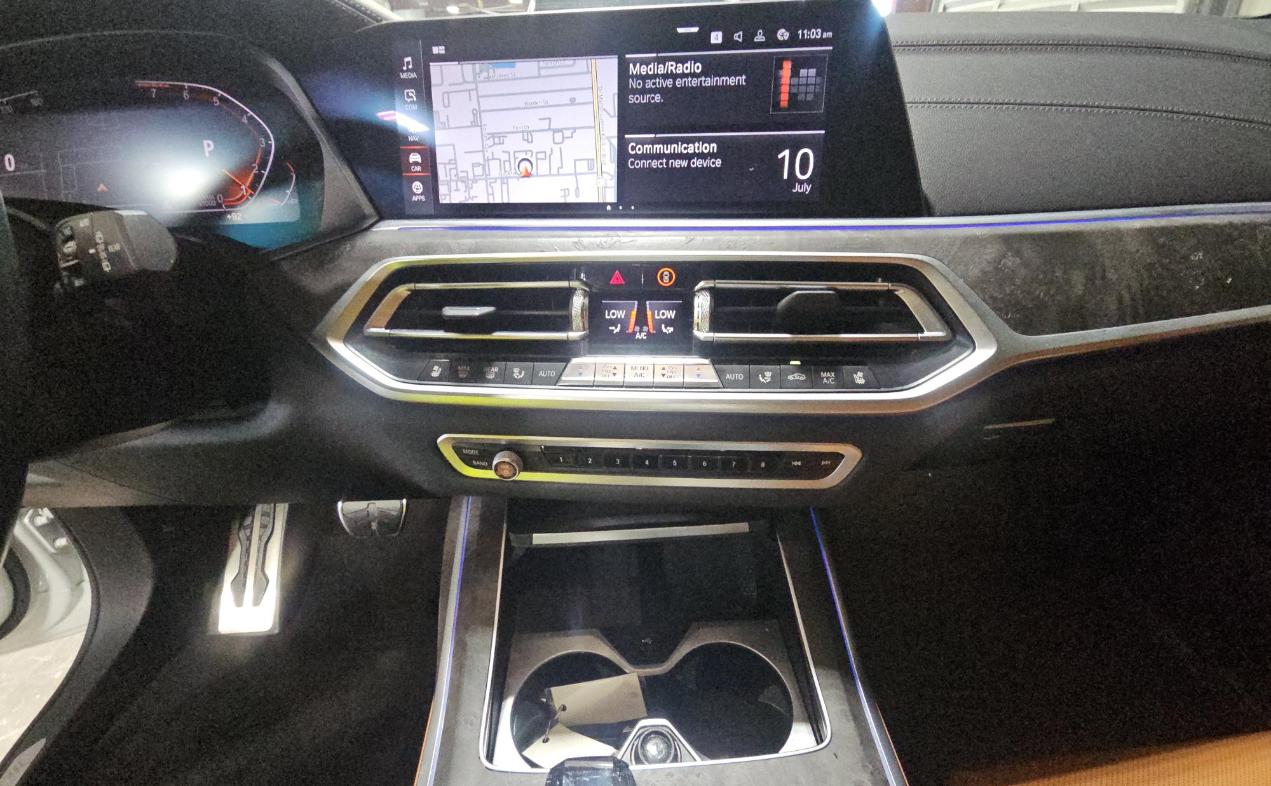 BMW X7 xDrive40i Sports Activity Vehicle 2020