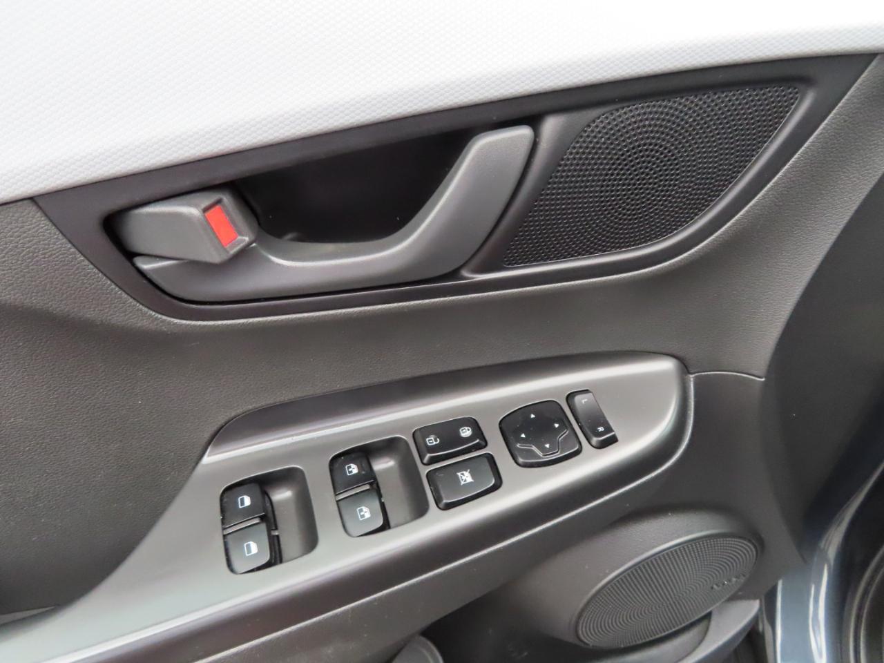 Hyundai Kona SEL Auto FWD 2019