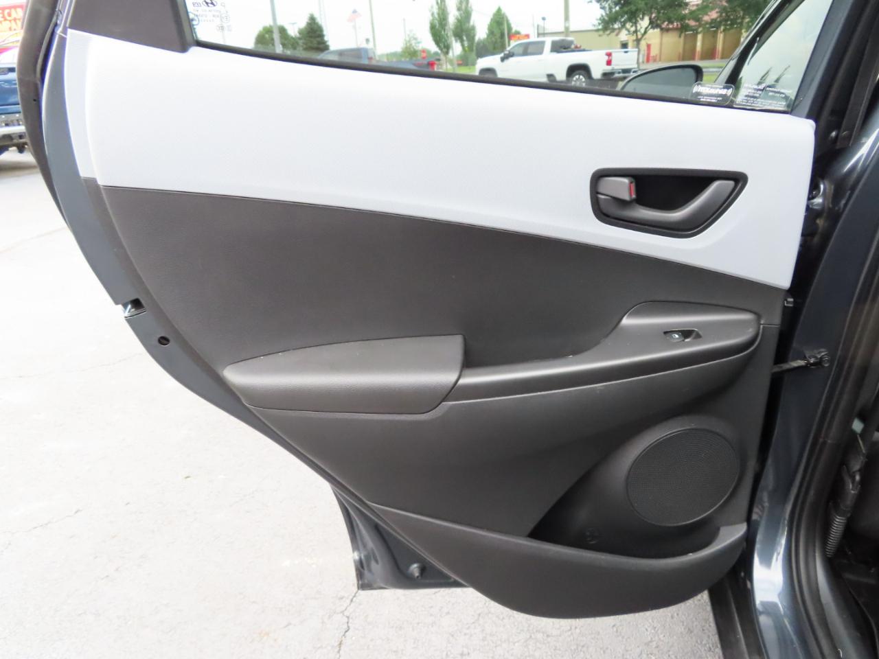 Hyundai Kona SEL Auto FWD 2019