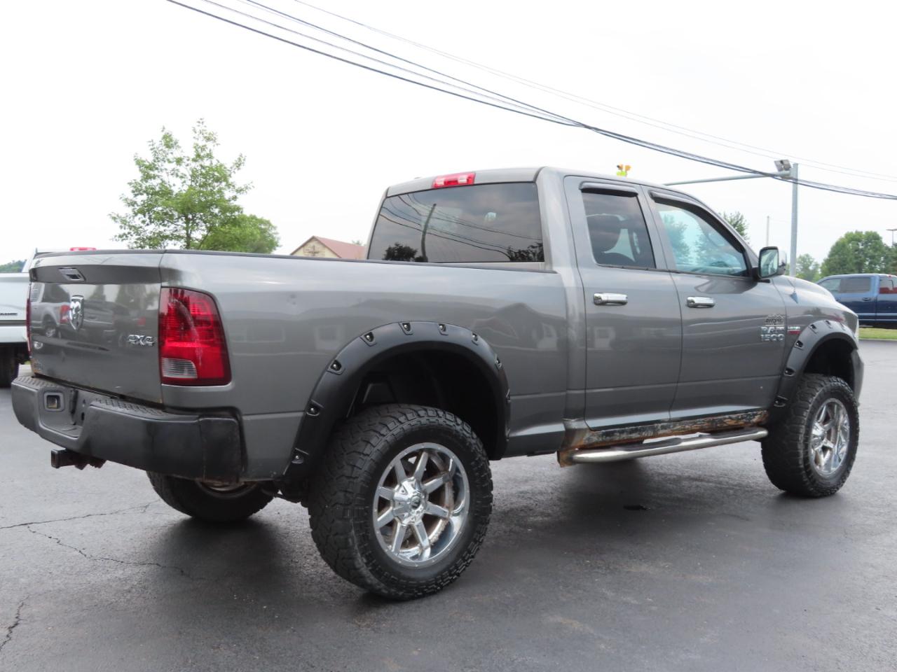 RAM 1500 4WD Quad Cab 140.5" Express 2013