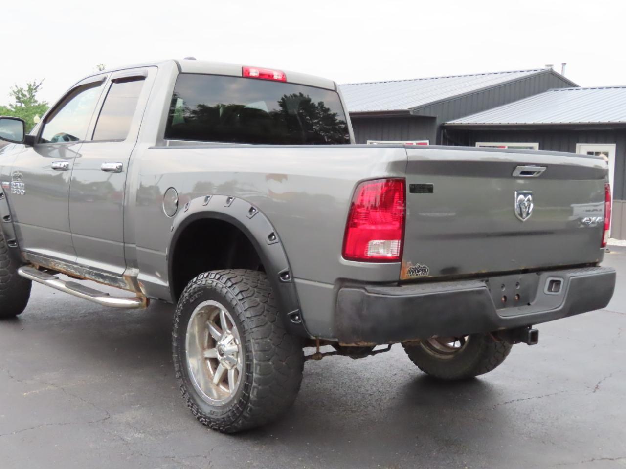 RAM 1500 4WD Quad Cab 140.5" Express 2013