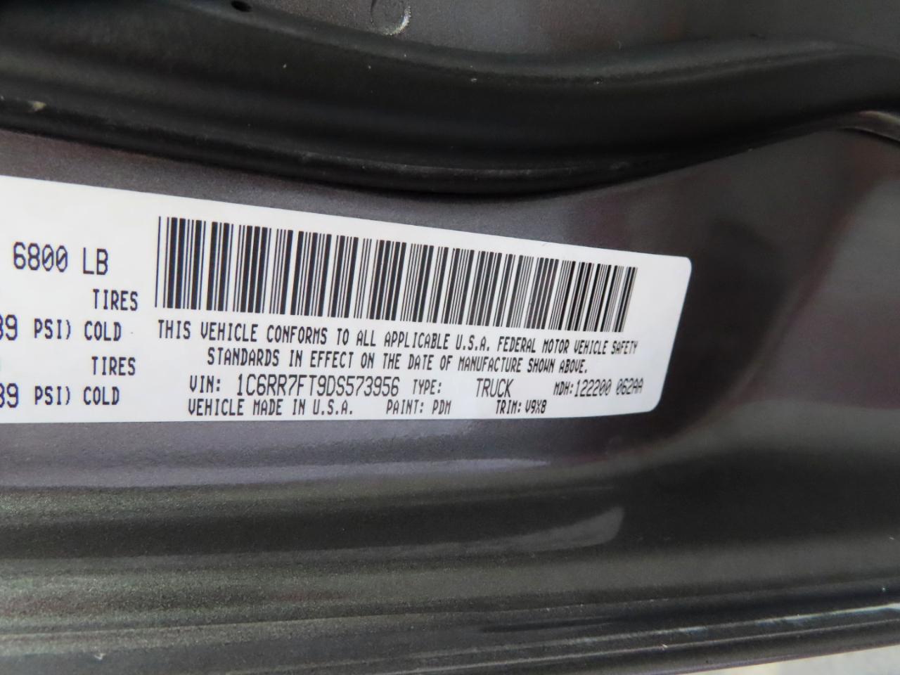 RAM 1500 4WD Quad Cab 140.5" Express 2013
