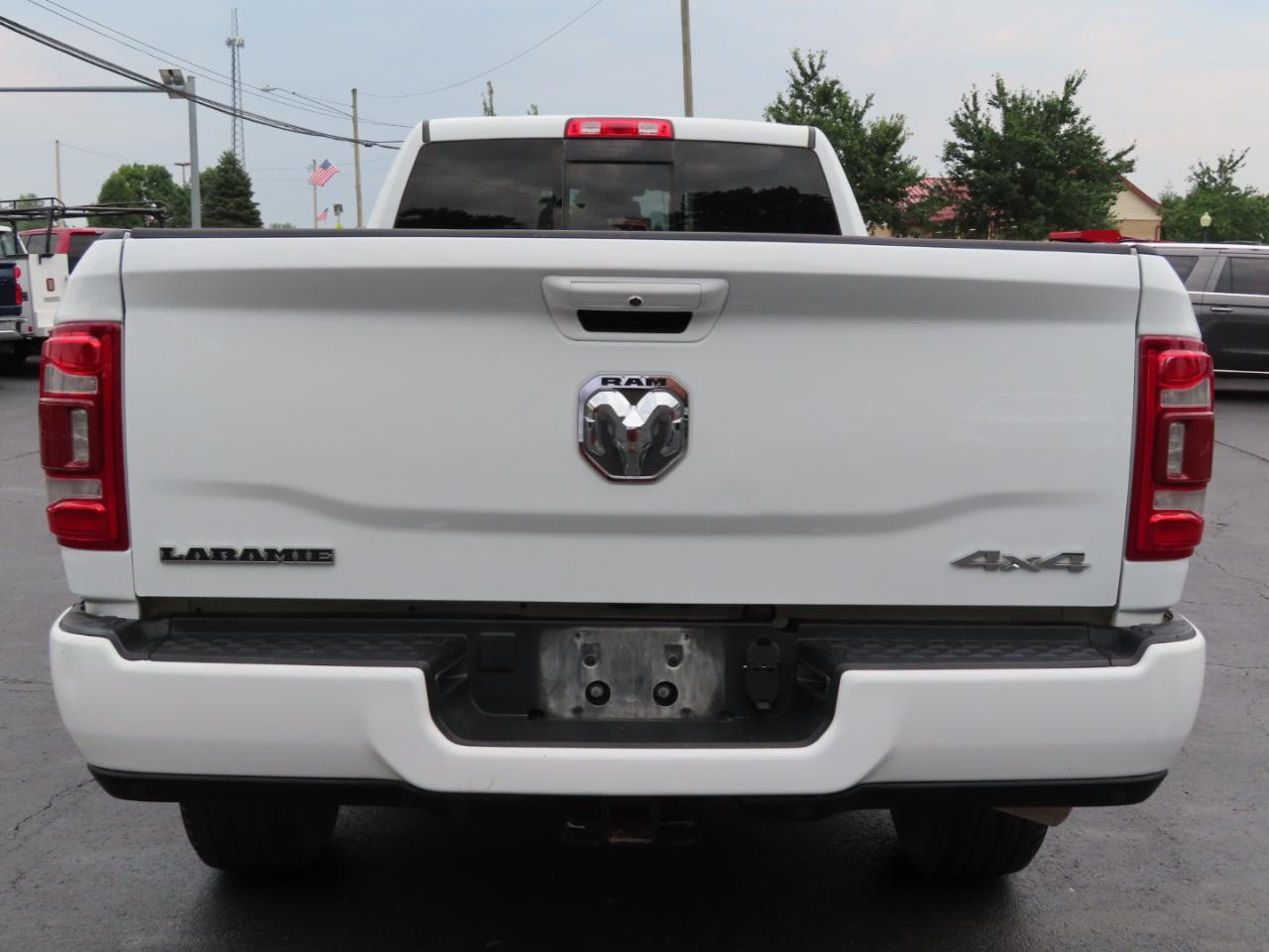 RAM 2500 Laramie 4x4 Crew Cab 8' Box 2024