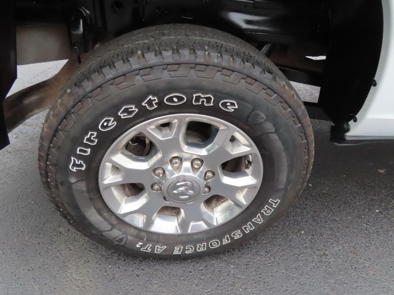 RAM 2500 Laramie 4x4 Crew Cab 8' Box 2024