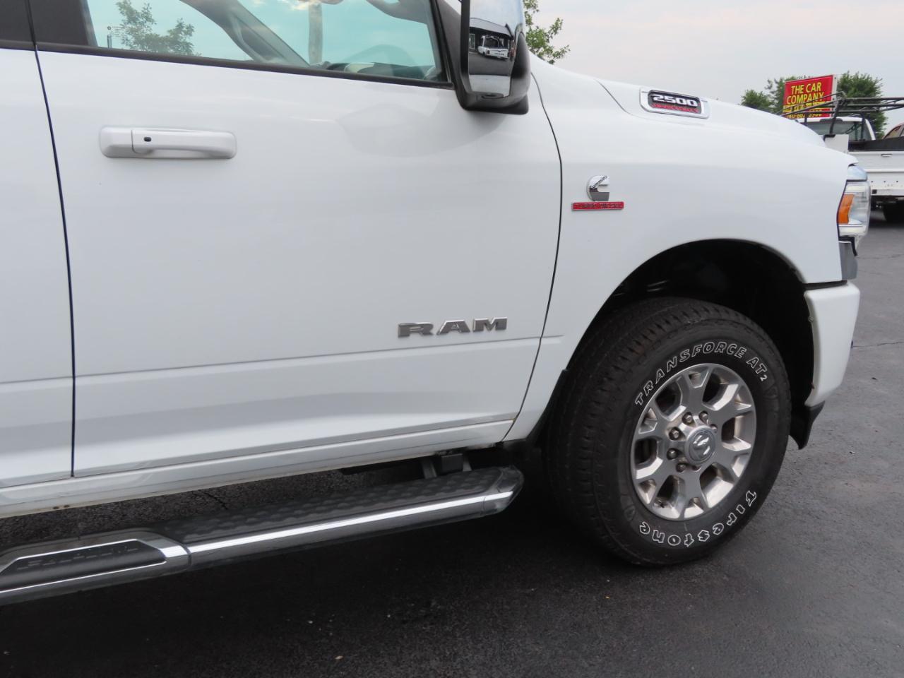 RAM 2500 Laramie 4x4 Crew Cab 8' Box 2024