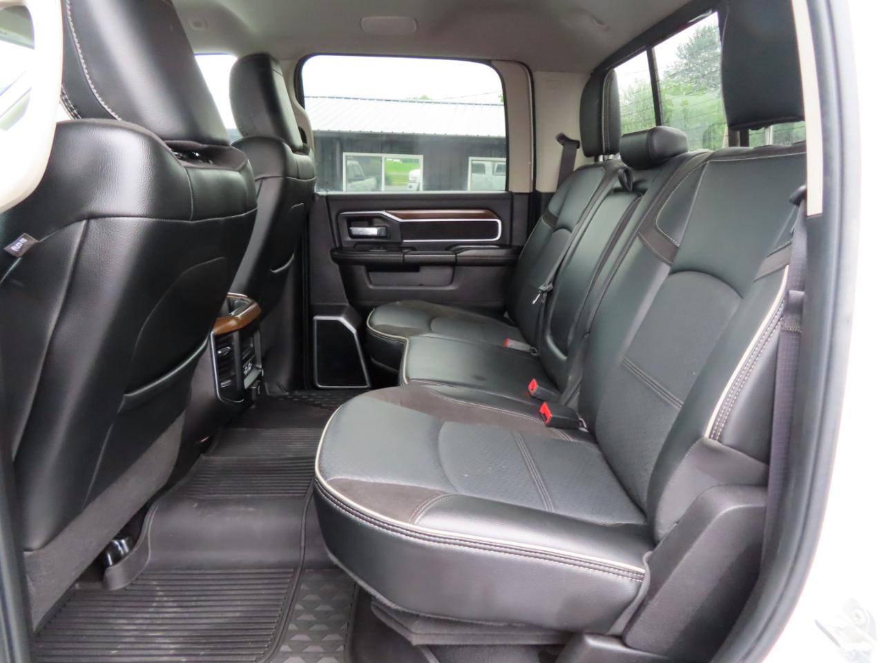 RAM 2500 Laramie 4x4 Crew Cab 8' Box 2024